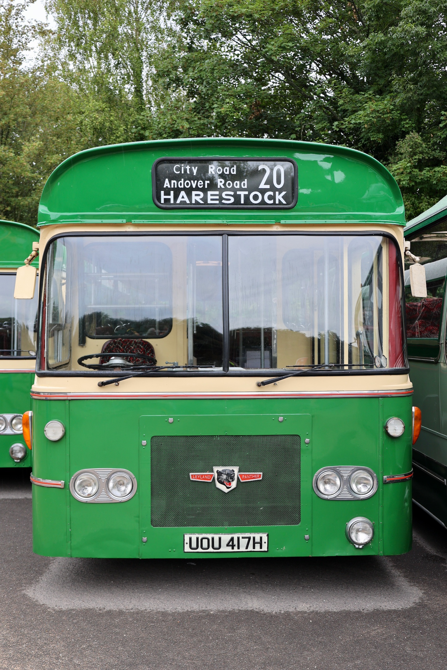 UOU 417H - Leyland Panther