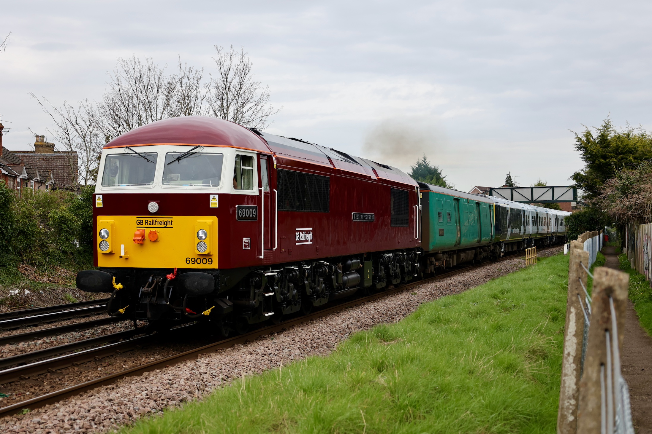 GBRf 69009 leading