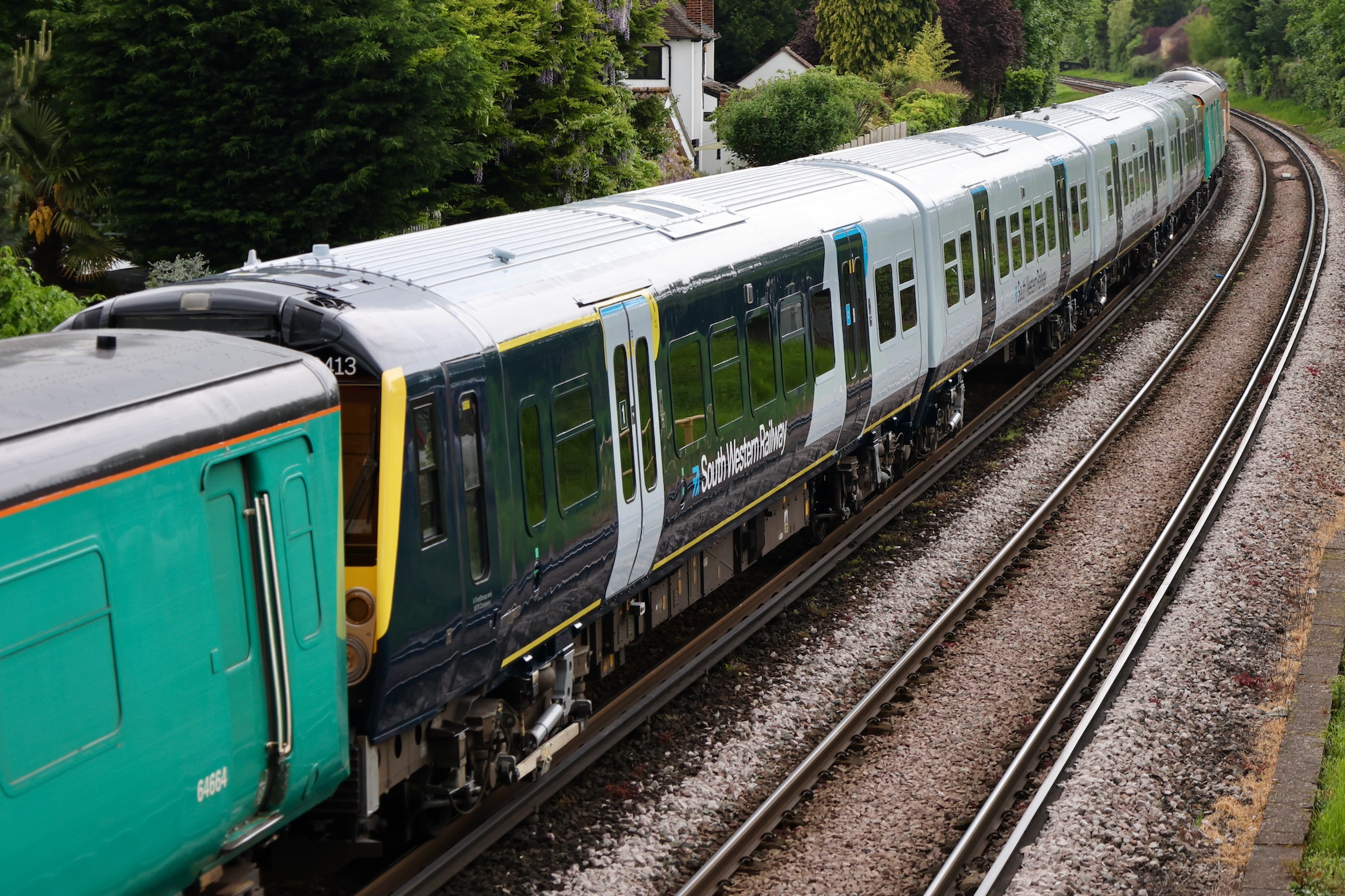 458413's trailing cab